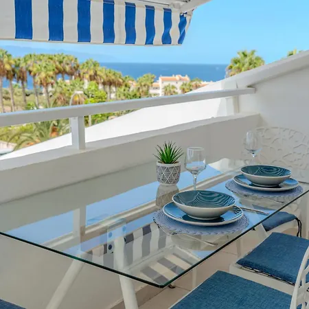 Malibu Park With Ocean Views & Heated Pool Apartment *