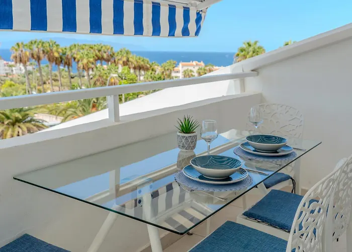 Malibu Park With Ocean Views & Heated Pool Apartment *