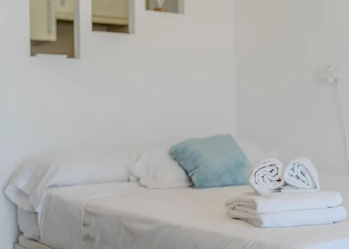 Malibu Park With Ocean Views & Heated Pool Apartment