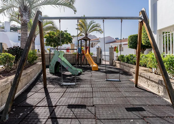 Malibu Park With Ocean Views & Heated Pool Apartment